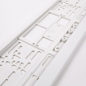 Пластиковая двусоставная рамка под номер AUTOPROFI белый RAM WH