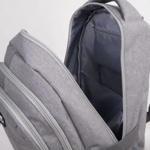 Универсальный рюкзак BRAUBERG 3 отделения, светло-серый, 46x31x18см 270762