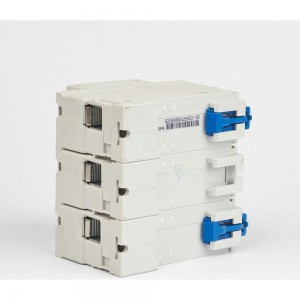 Автоматический выключатель CHINT DZ158-125H, 3P, 100A, 10kA, характеристика 8-12In 158093