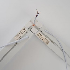 Светодиодный линейный светильник FERON AL4020 IP20 12W 4000К, рассеиватель матовый в алюминиевом корпусе, белый 590x50x55мм, 48212
