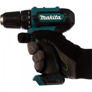 Набор инструментов Makita: дрель-шуруповерт DF333DZ + пылесос CL106FDZ + 2 аккумулятора BL1016 + з/у DC10WD CLX226X1