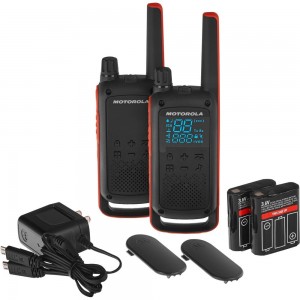 Комплект из двух радиостанций Motorola T82 TALKABOUT B8P00811EDRMAN B8P00811EDRMAW