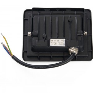Светодиодный прожектор SAFFIT SFL90-30 2835SMD, 30W 6400K AC220V/50Hz IP65, черный в компактном корпусе 55065