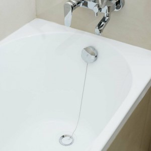 Пробка для ванн, раковин СУПРИМПЛАСТ белая, диаметром 40 мм, с латунной цепочкой 1DVR40_02_02Z50H