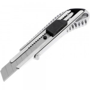 Нож ТУНДРА универсальный металлический корпус, 18 мм 1006507